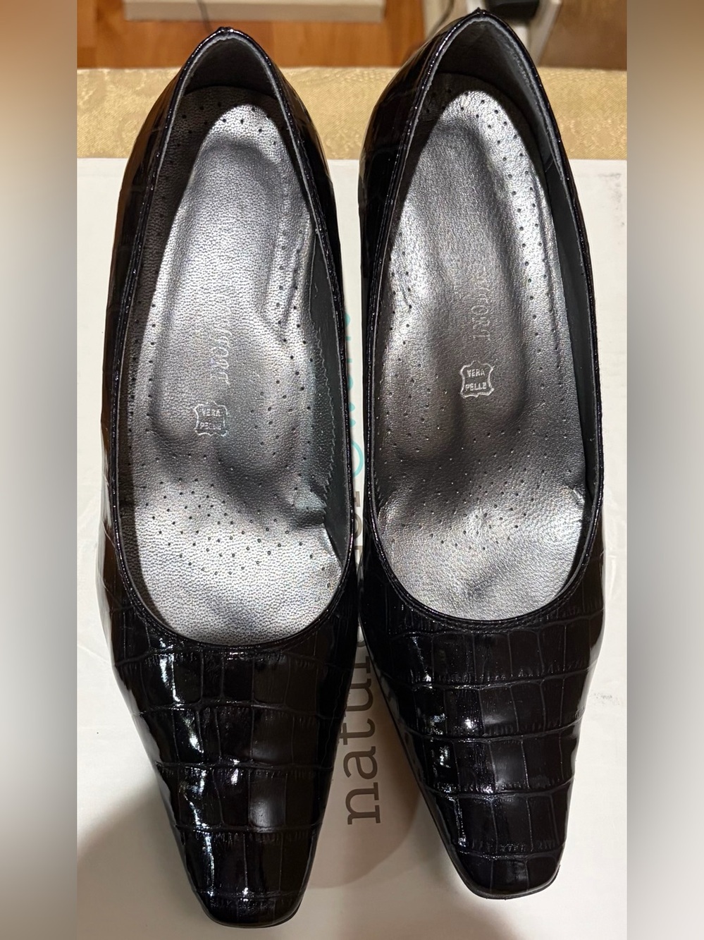 Women’s Pointed Heels, Size 38 - Picture 5 of 6